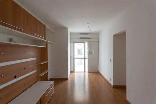 CONDOMÍNIO QUINTO ANDAR - 20560-005 - 751