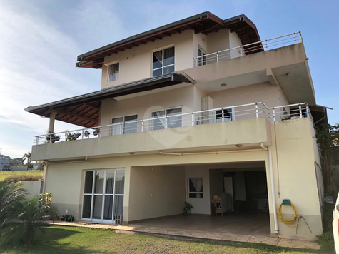 Venda Condomínio Salto Buru 1