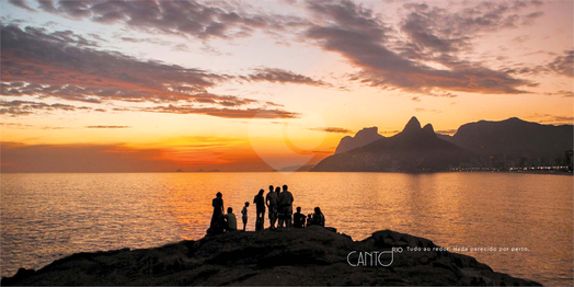 Edifício "CANTO RIO"