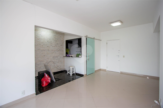 CONDOMÍNIO QUINTO ANDAR - 22260-001 - 272