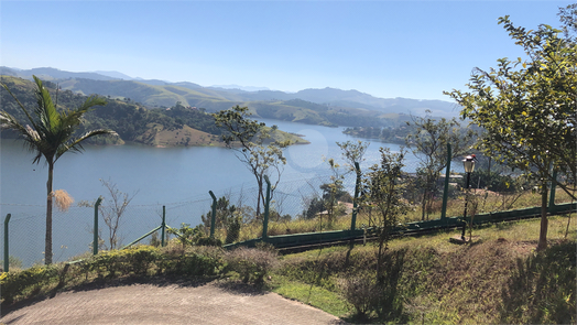 Venda Condomínio Igaratá Centro 1