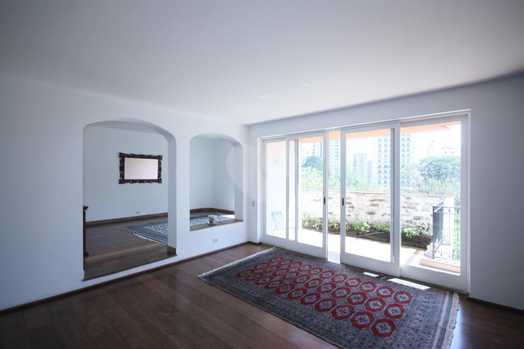 WILTON PAES DE ALMEIDA