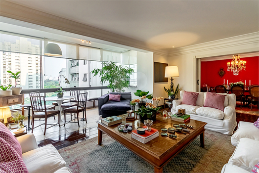 ALAMEDA DOS PINHEIROS