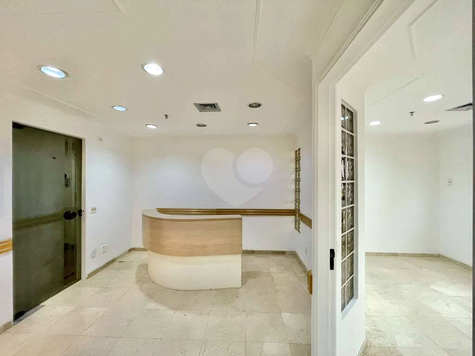 Santa Paula Office Building