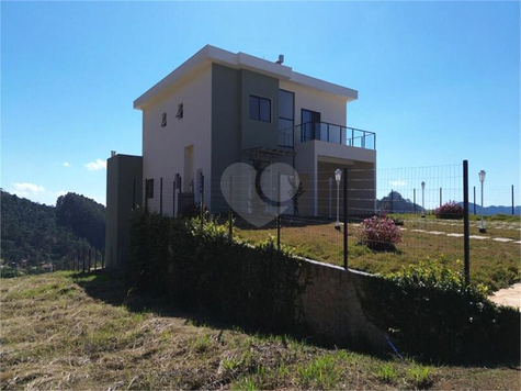 Venda Casa Gonçalves Centro 1